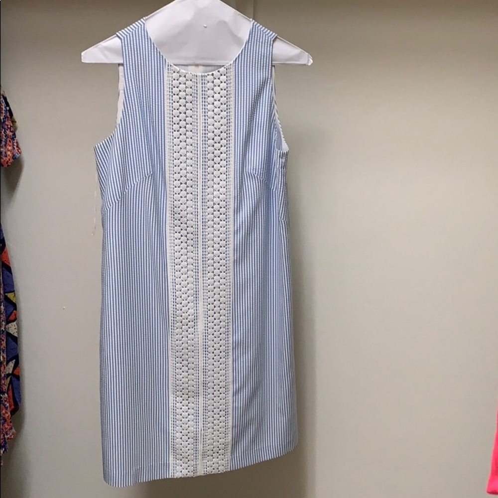 Super cute dress for the summer!